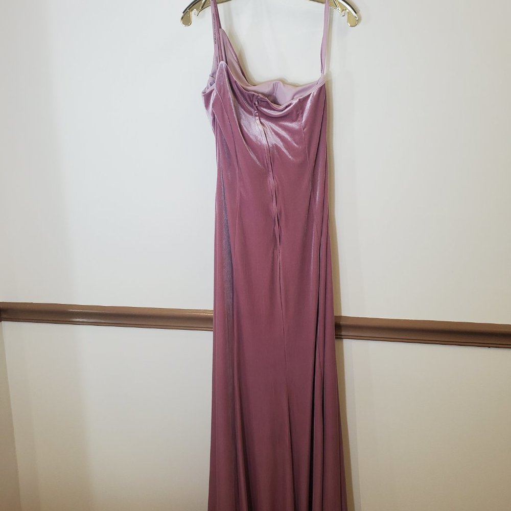 Velvet One Shoulder - Picture 2 of 2